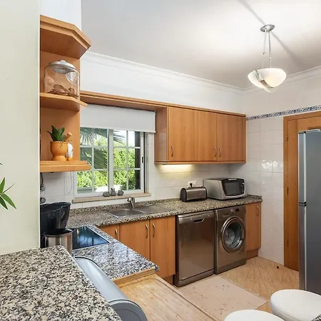 Apartment Decor N' Cozy Place For Families And Friends