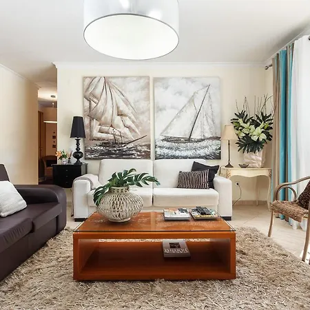 Apartment Decor N' Cozy Place For Families And Friends *